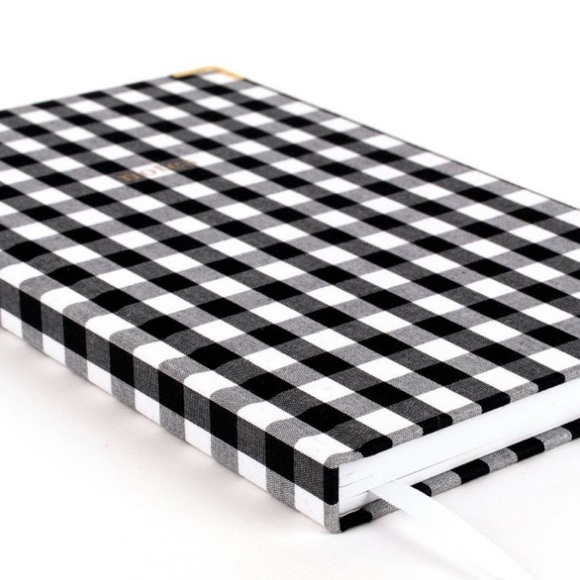 Sugar Paper Essentials 2023 planner - Picture 2 of 8